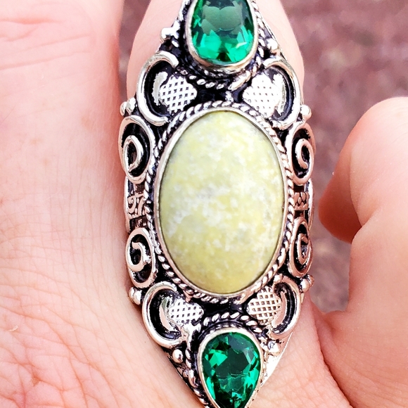 New Lemon Chrysoprase & Peridot 925 Silver Statement Ring. - Picture 12 of 13